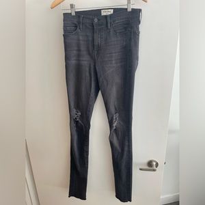 Frame Denim Skinny Jeans in distressed black wash